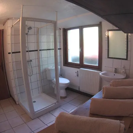 Nocleg ze śniadaniem Les Frenes *